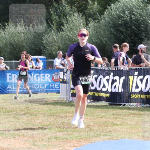 31.08.2025 - Elbe Triathlon Hamburg Strokosch-Dieckow http://msf.ph/oto/8654877 31.08.2025 11:42:52 Ziel 896, 911, 1122, 1318 meine-sportfotos.de