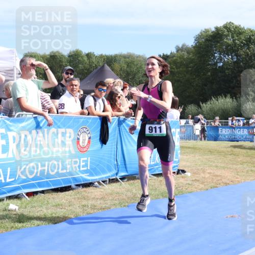 31.08.2025 - Elbe Triathlon Hamburg Strokosch-Dieckow http://msf.ph/oto/8654896 31.08.2025 11:43:00 Ziel 896, 911 meine-sportfotos.de