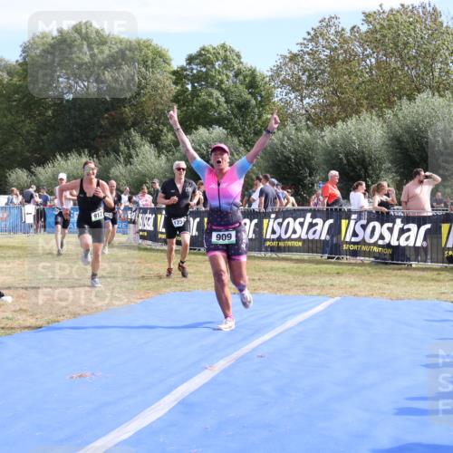 31.08.2025 - Elbe Triathlon Hamburg Strokosch-Dieckow http://msf.ph/oto/8654900 31.08.2025 11:43:13 Ziel 909, 912, 1234, 1313, 1607 meine-sportfotos.de