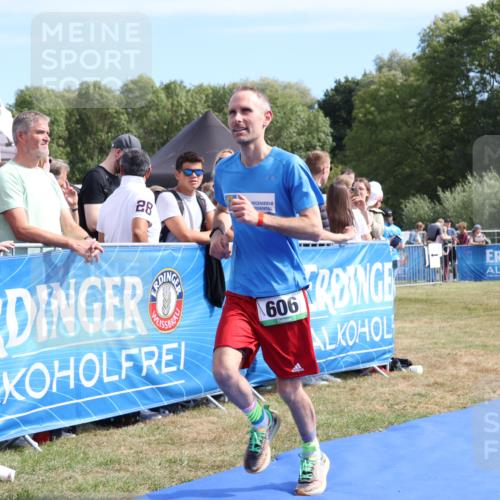 31.08.2025 - Elbe Triathlon Hamburg Strokosch-Dieckow http://msf.ph/oto/8654921 31.08.2025 11:43:24 Ziel 606, 1322 meine-sportfotos.de