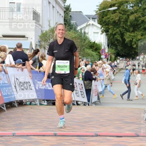 31.08.2025 - 21. Blankeneser Heldenlauf Strokosch-Dieckow http://msf.ph/oto/8654922 31.08.2025 11:02:46 Ziel 3487, 3714 meine-sportfotos.de