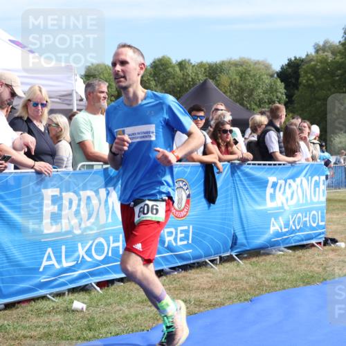 31.08.2025 - Elbe Triathlon Hamburg Strokosch-Dieckow http://msf.ph/oto/8654923 31.08.2025 11:43:24 Ziel 606, 1322 meine-sportfotos.de
