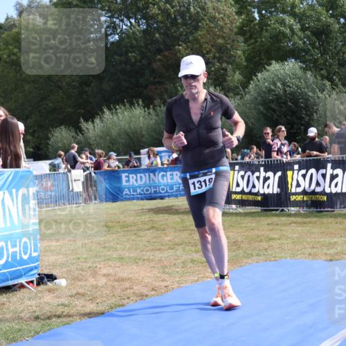 31.08.2025 - Elbe Triathlon Hamburg Strokosch-Dieckow http://msf.ph/oto/8654940 31.08.2025 11:43:44 Ziel 845, 1319 meine-sportfotos.de