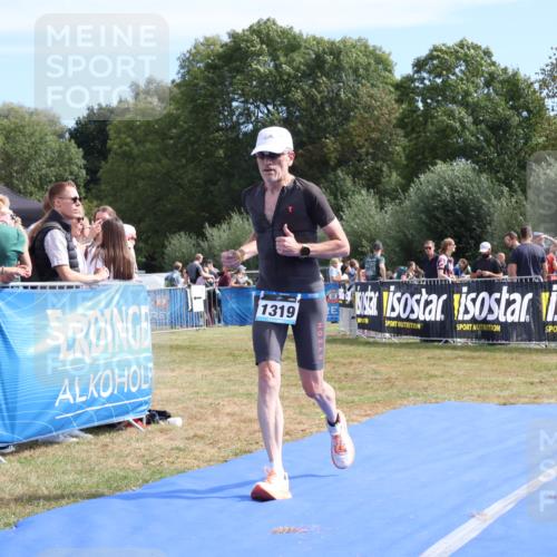 31.08.2025 - Elbe Triathlon Hamburg Strokosch-Dieckow http://msf.ph/oto/8654942 31.08.2025 11:43:45 Ziel 845, 1319 meine-sportfotos.de