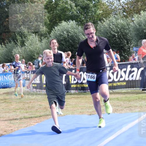 31.08.2025 - Elbe Triathlon Hamburg Strokosch-Dieckow http://msf.ph/oto/8654949 31.08.2025 11:43:57 Ziel 1166, 1376, 1446 meine-sportfotos.de