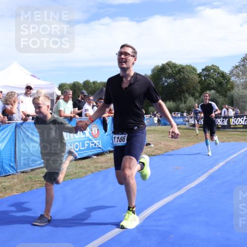 31.08.2025 - Elbe Triathlon Hamburg Strokosch-Dieckow http://msf.ph/oto/8654955 31.08.2025 11:43:58 Ziel 1166, 1376, 1446 meine-sportfotos.de