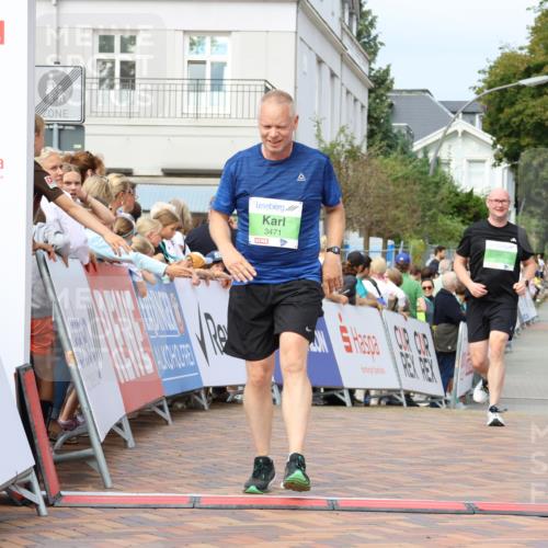 31.08.2025 - 21. Blankeneser Heldenlauf Strokosch-Dieckow http://msf.ph/oto/8654959 31.08.2025 11:02:03 Ziel 3471, 3556 meine-sportfotos.de