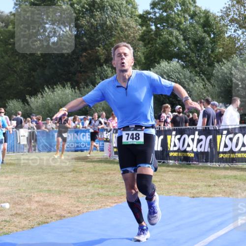 31.08.2025 - Elbe Triathlon Hamburg Strokosch-Dieckow http://msf.ph/oto/8654976 31.08.2025 11:44:12 Ziel 322, 748, 1256, 1354 meine-sportfotos.de