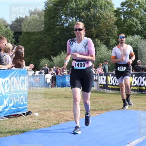 31.08.2025 - Elbe Triathlon Hamburg Strokosch-Dieckow http://msf.ph/oto/8654996 31.08.2025 11:44:21 Ziel 537, 916, 1256, 1354 meine-sportfotos.de