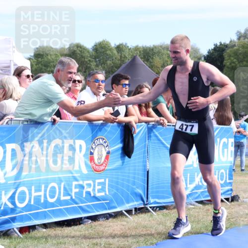 31.08.2025 - Elbe Triathlon Hamburg Strokosch-Dieckow http://msf.ph/oto/8655018 31.08.2025 11:44:37 Ziel 477, 701, 1191, 1259 meine-sportfotos.de
