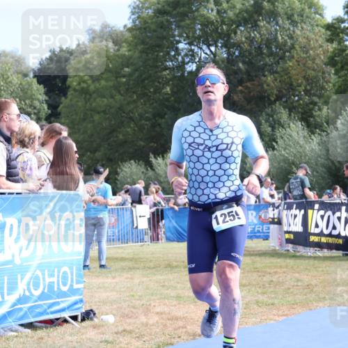 31.08.2025 - Elbe Triathlon Hamburg Strokosch-Dieckow http://msf.ph/oto/8655022 31.08.2025 11:44:38 Ziel 477, 701, 832, 1191, 1259 meine-sportfotos.de