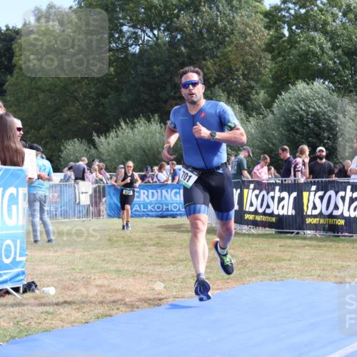 31.08.2025 - Elbe Triathlon Hamburg Strokosch-Dieckow http://msf.ph/oto/8655034 31.08.2025 11:44:41 Ziel 477, 701, 832, 1259 meine-sportfotos.de