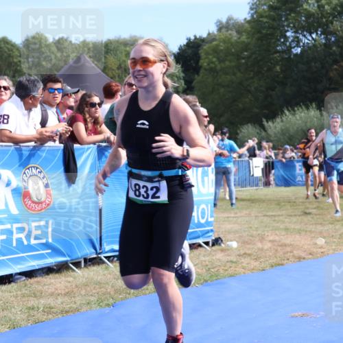 31.08.2025 - Elbe Triathlon Hamburg Strokosch-Dieckow http://msf.ph/oto/8655057 31.08.2025 11:44:48 Ziel 832, 1178, 1251, 1338, 1418 meine-sportfotos.de