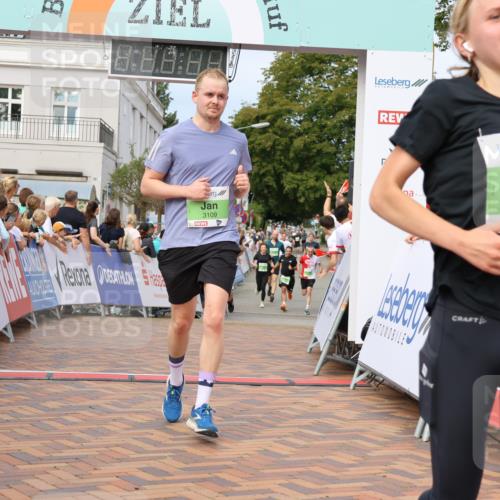 31.08.2025 - 21. Blankeneser Heldenlauf Strokosch-Dieckow http://msf.ph/oto/8655059 31.08.2025 11:01:40 Ziel 3082, 3428, 3298, 3276, 3109, 3712 meine-sportfotos.de