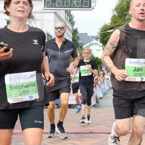 31.08.2025 - 21. Blankeneser Heldenlauf Strokosch-Dieckow http://msf.ph/oto/8655062 31.08.2025 11:01:38 Ziel 3082, 3298, 3276, 3109, 3712 meine-sportfotos.de