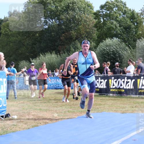 31.08.2025 - Elbe Triathlon Hamburg Strokosch-Dieckow http://msf.ph/oto/8655063 31.08.2025 11:44:50 Ziel 832, 1178, 1251, 1338, 1418 meine-sportfotos.de