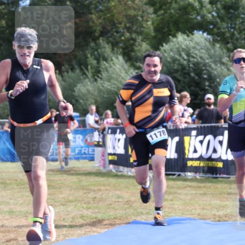 31.08.2025 - Elbe Triathlon Hamburg Strokosch-Dieckow http://msf.ph/oto/8655075 31.08.2025 11:44:53 Ziel 1178, 1251, 1338, 1418 meine-sportfotos.de