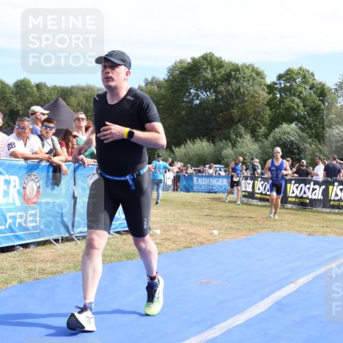 31.08.2025 - Elbe Triathlon Hamburg Strokosch-Dieckow http://msf.ph/oto/8655113 31.08.2025 11:45:10 Ziel 711, 844, 1303, 1334, 1479 meine-sportfotos.de