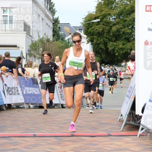 31.08.2025 - 21. Blankeneser Heldenlauf Strokosch-Dieckow http://msf.ph/oto/8655141 31.08.2025 11:01:34 Ziel 3082, 3298, 3276, 3712 meine-sportfotos.de