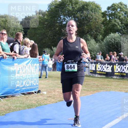 31.08.2025 - Elbe Triathlon Hamburg Strokosch-Dieckow http://msf.ph/oto/8655142 31.08.2025 11:45:18 Ziel 844, 888, 1303, 1334 meine-sportfotos.de