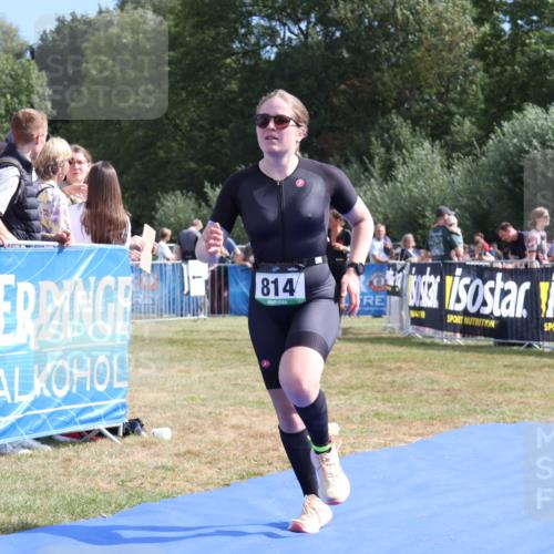 31.08.2025 - Elbe Triathlon Hamburg Strokosch-Dieckow http://msf.ph/oto/8655206 31.08.2025 11:45:50 Ziel 814, 838, 887 meine-sportfotos.de
