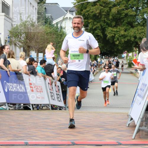 31.08.2025 - 21. Blankeneser Heldenlauf Strokosch-Dieckow http://msf.ph/oto/8655227 31.08.2025 11:01:09 Ziel 3734 meine-sportfotos.de