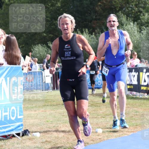 31.08.2025 - Elbe Triathlon Hamburg Strokosch-Dieckow http://msf.ph/oto/8655228 31.08.2025 11:46:00 Ziel 838, 887, 1113, 1314, 1496 meine-sportfotos.de