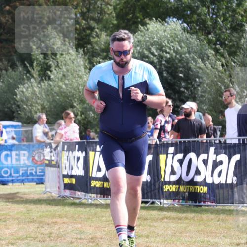 31.08.2025 - Elbe Triathlon Hamburg Strokosch-Dieckow http://msf.ph/oto/8655241 31.08.2025 11:46:03 Ziel 1113, 1307, 1314, 1496 meine-sportfotos.de