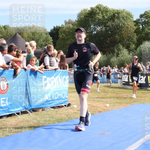 31.08.2025 - Elbe Triathlon Hamburg Strokosch-Dieckow http://msf.ph/oto/8655259 31.08.2025 11:46:27 Ziel 1297, 1384 meine-sportfotos.de