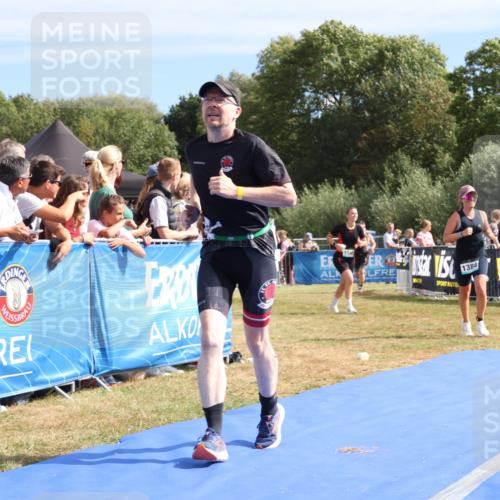 31.08.2025 - Elbe Triathlon Hamburg Strokosch-Dieckow http://msf.ph/oto/8655262 31.08.2025 11:46:28 Ziel 1297, 1384 meine-sportfotos.de