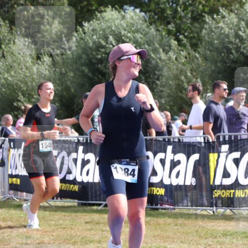 31.08.2025 - Elbe Triathlon Hamburg Strokosch-Dieckow http://msf.ph/oto/8655263 31.08.2025 11:46:28 Ziel 1297, 1384 meine-sportfotos.de