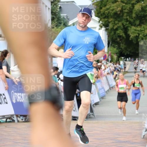 31.08.2025 - 21. Blankeneser Heldenlauf Strokosch-Dieckow http://msf.ph/oto/8655275 31.08.2025 11:00:46 Ziel 3480, 3436, 3468, 3469 meine-sportfotos.de