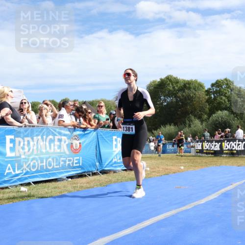 31.08.2025 - Elbe Triathlon Hamburg Strokosch-Dieckow http://msf.ph/oto/8655319 31.08.2025 11:47:05 Ziel 681, 1245, 1263, 1381, 1439 meine-sportfotos.de