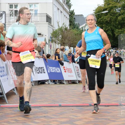 31.08.2025 - 21. Blankeneser Heldenlauf Strokosch-Dieckow http://msf.ph/oto/8655327 31.08.2025 10:34:02 Ziel 2378, 2563, 2120 meine-sportfotos.de