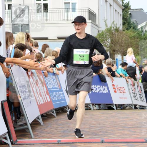 31.08.2025 - 21. Blankeneser Heldenlauf Strokosch-Dieckow http://msf.ph/oto/8655367 31.08.2025 11:00:26 Ziel 3365, 3670, 3713 meine-sportfotos.de