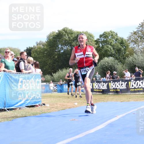31.08.2025 - Elbe Triathlon Hamburg Strokosch-Dieckow http://msf.ph/oto/8655370 31.08.2025 11:48:03 Ziel 679, 863, 921, 1283 meine-sportfotos.de