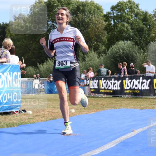 31.08.2025 - Elbe Triathlon Hamburg Strokosch-Dieckow http://msf.ph/oto/8655382 31.08.2025 11:48:10 Ziel 679, 863, 921 meine-sportfotos.de