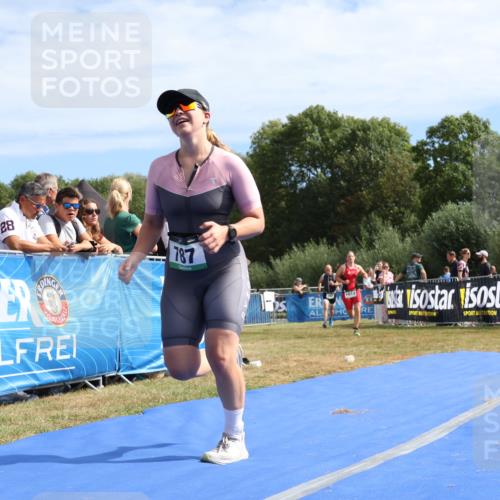 31.08.2025 - Elbe Triathlon Hamburg Strokosch-Dieckow http://msf.ph/oto/8655385 31.08.2025 11:48:23 Ziel 762, 787, 1614 meine-sportfotos.de