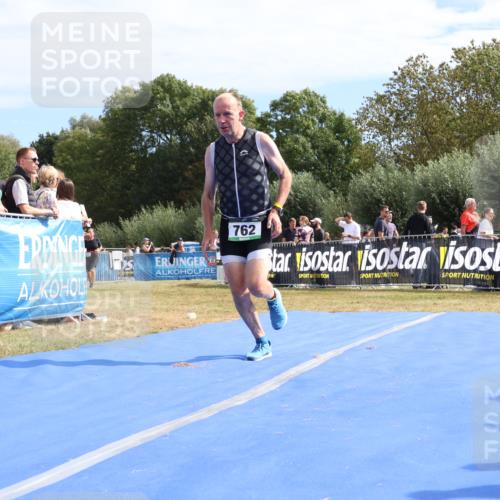 31.08.2025 - Elbe Triathlon Hamburg Strokosch-Dieckow http://msf.ph/oto/8655387 31.08.2025 11:48:29 Ziel 762, 1614 meine-sportfotos.de