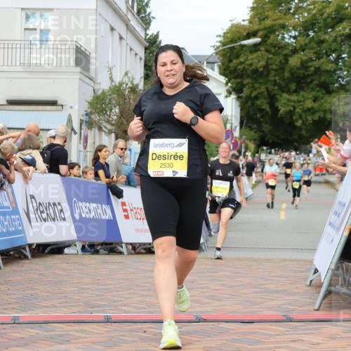 31.08.2025 - 21. Blankeneser Heldenlauf Strokosch-Dieckow http://msf.ph/oto/8655427 31.08.2025 10:33:48 Ziel 2635, 2634, 2530, 2534 meine-sportfotos.de