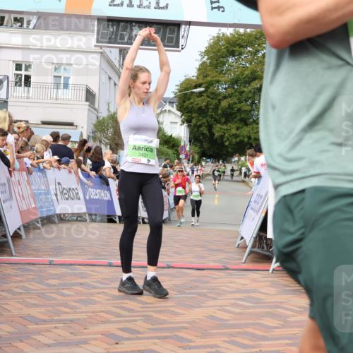 31.08.2025 - 21. Blankeneser Heldenlauf Strokosch-Dieckow http://msf.ph/oto/8655429 31.08.2025 11:00:14 Ziel 3247, 3691, 3660, 3655, 3664, 3431, 3670 meine-sportfotos.de