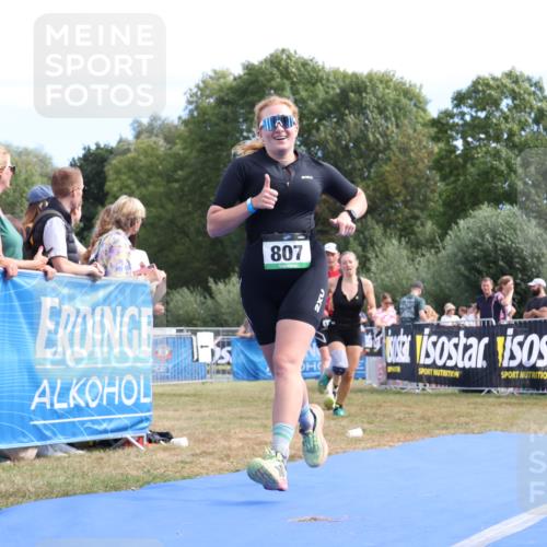 31.08.2025 - Elbe Triathlon Hamburg Strokosch-Dieckow http://msf.ph/oto/8655435 31.08.2025 11:50:05 Ziel 807, 1332, 1378 meine-sportfotos.de