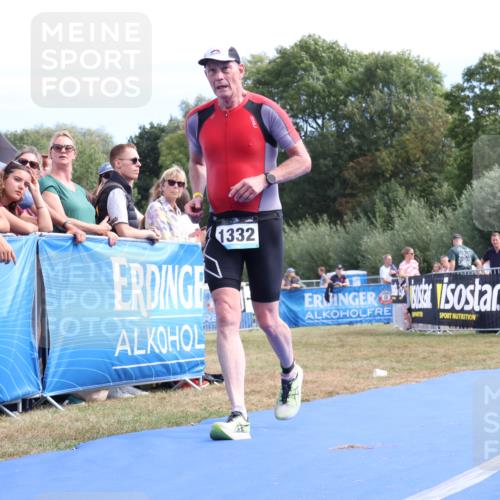 31.08.2025 - Elbe Triathlon Hamburg Strokosch-Dieckow http://msf.ph/oto/8655449 31.08.2025 11:50:10 Ziel 807, 1332, 1378 meine-sportfotos.de