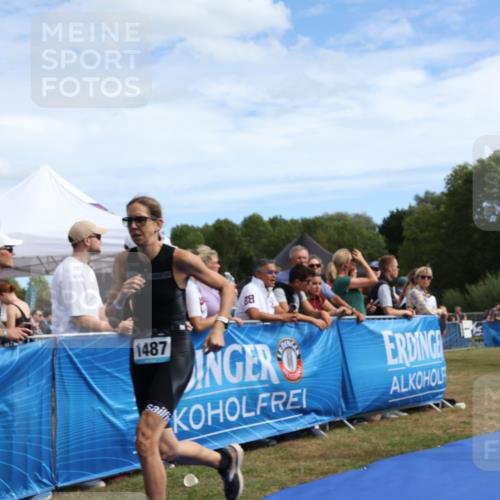 31.08.2025 - Elbe Triathlon Hamburg Strokosch-Dieckow http://msf.ph/oto/8655462 31.08.2025 11:50:45 Ziel 587, 810, 1364, 1396, 1398, 1487 meine-sportfotos.de