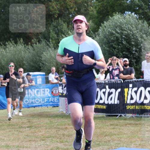 31.08.2025 - Elbe Triathlon Hamburg Strokosch-Dieckow http://msf.ph/oto/8655474 31.08.2025 11:50:48 Ziel 587, 790, 810, 1364, 1396, 1398, 1487 meine-sportfotos.de