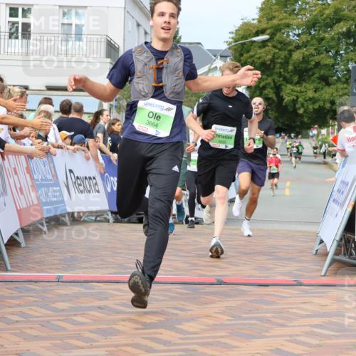 31.08.2025 - 21. Blankeneser Heldenlauf Strokosch-Dieckow http://msf.ph/oto/8655479 31.08.2025 11:00:10 Ziel 3162, 3247, 3691, 3660, 3655, 3664, 3431 meine-sportfotos.de