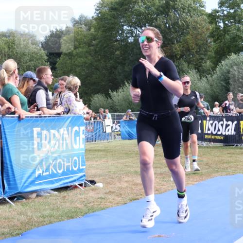 31.08.2025 - Elbe Triathlon Hamburg Strokosch-Dieckow http://msf.ph/oto/8655482 31.08.2025 11:50:54 Ziel 587, 790, 1398 meine-sportfotos.de