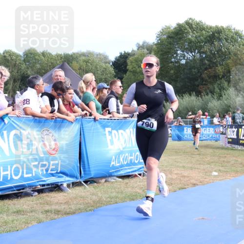 31.08.2025 - Elbe Triathlon Hamburg Strokosch-Dieckow http://msf.ph/oto/8655490 31.08.2025 11:50:56 Ziel 587, 790, 859, 1398 meine-sportfotos.de