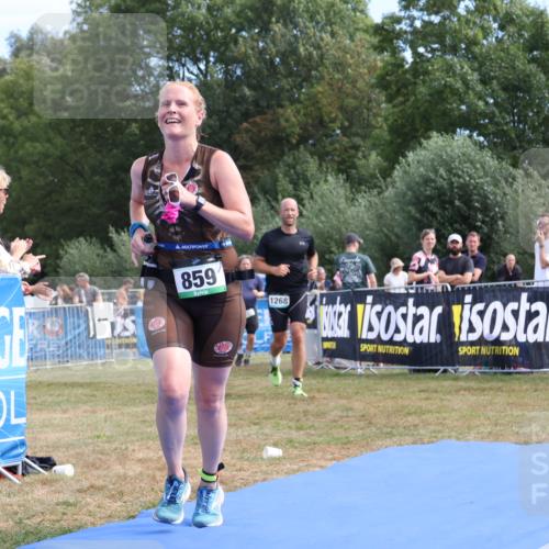 31.08.2025 - Elbe Triathlon Hamburg Strokosch-Dieckow http://msf.ph/oto/8655493 31.08.2025 11:51:02 Ziel 859, 1268 meine-sportfotos.de
