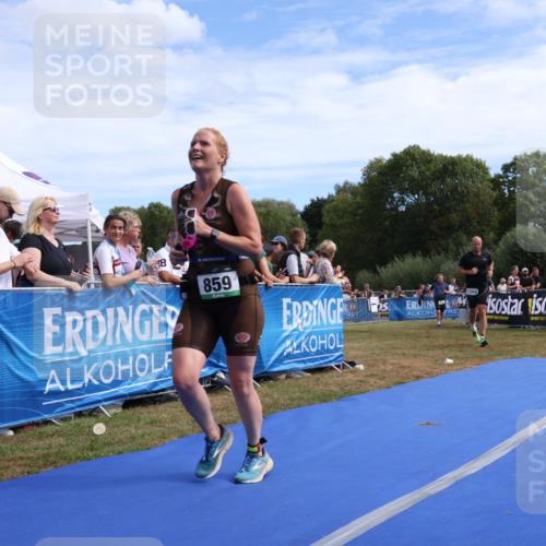 31.08.2025 - Elbe Triathlon Hamburg Strokosch-Dieckow http://msf.ph/oto/8655500 31.08.2025 11:51:03 Ziel 859, 1268 meine-sportfotos.de
